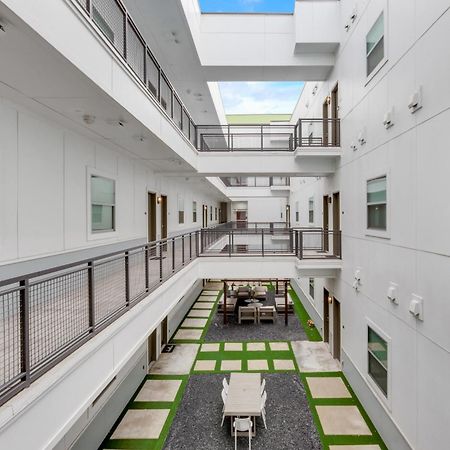 Cozy Loft Style 2Br I Gym I Parking I Workspace Ντάλλας Εξωτερικό φωτογραφία